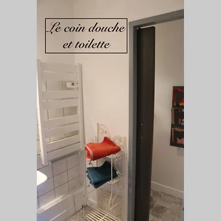 Normandia Du Lieu Foison Holiday home *